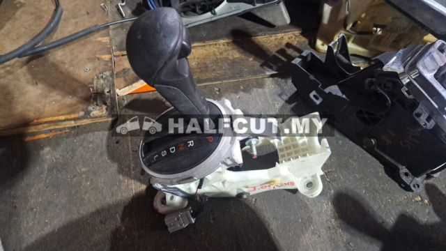 HONDA JAZZ 09 GEAR LEVEL