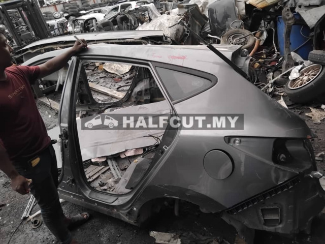 HYUNDAI TUCSON   REAR FENDER LH