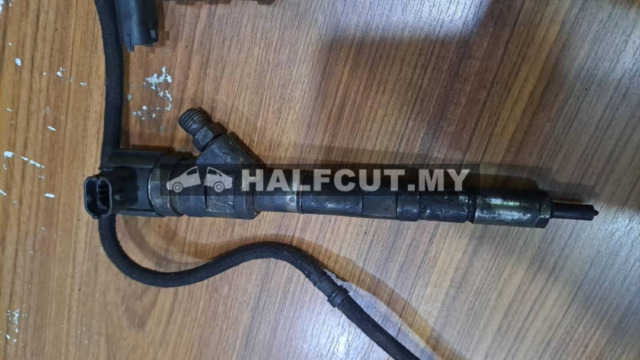 HYUNDAI STAREX A1 INJECTOR NOZZLE