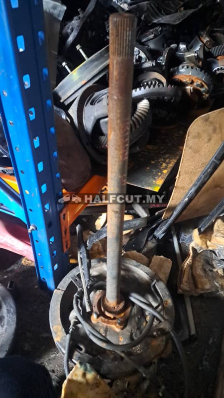 MITSUBISHI TRITON REAR  SHAFT LH ABS