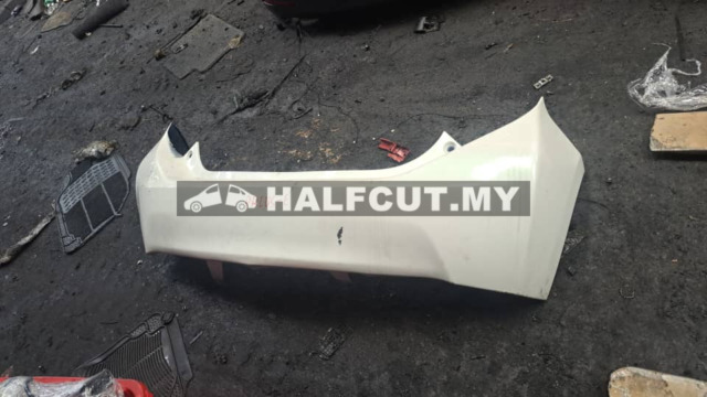 TOYOTA PRIUS C REAR  BUMPER