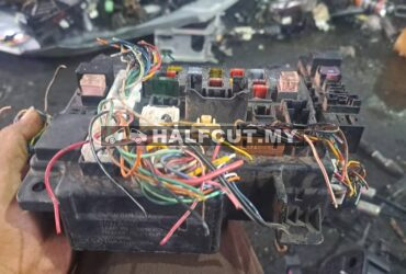 MITSUBISHI LANCER EVO10 FUSE BOX (8637A465)