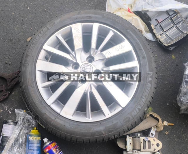 HONDA CITY TOO SPORT RIM R15