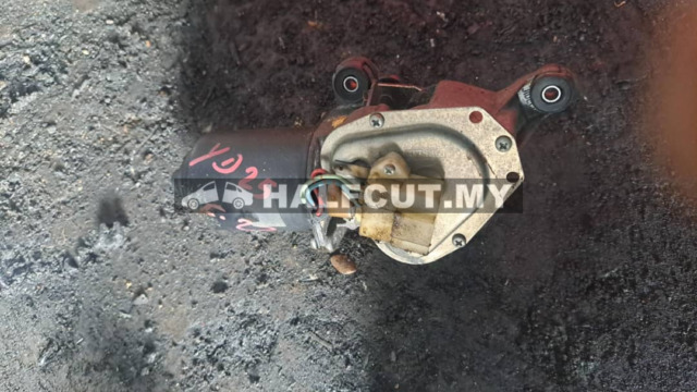 NISSAN FRONTIER F22 YD25 WIPER MOTOR