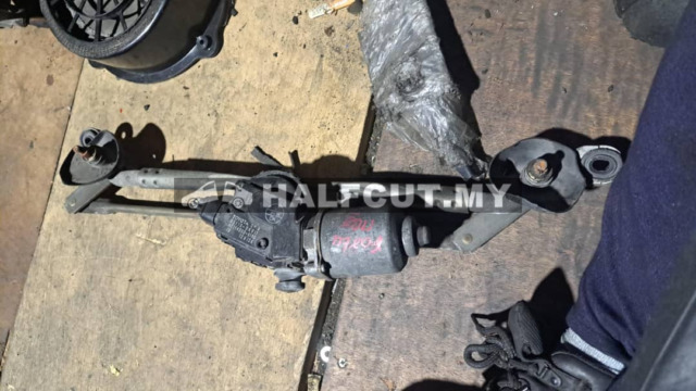 TOYOTA FORTUNER 2008 WIPER LINK