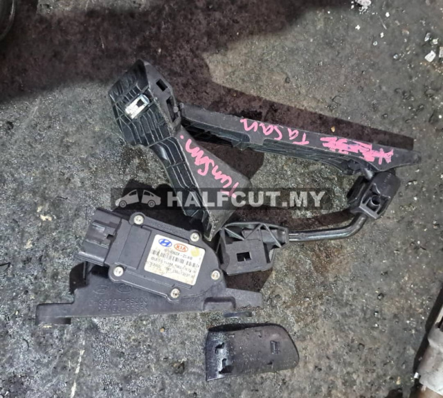 HYUNDAI TUCSON  2013 PEDAL SENSOR