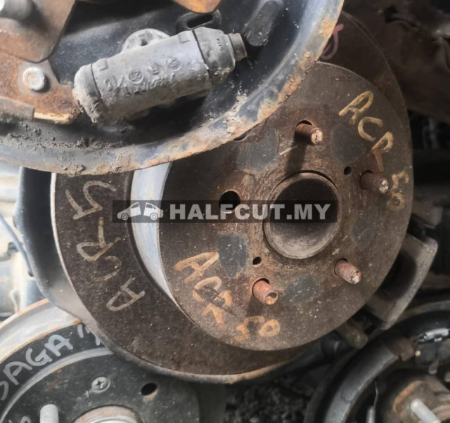 TOYOTA ACR50 REAR AXLE