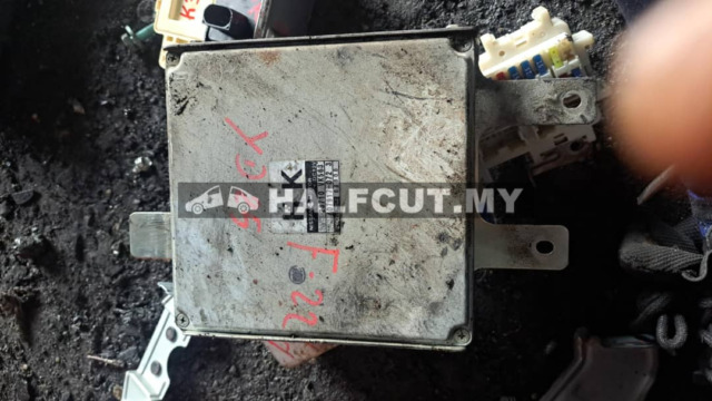 NISSAN FRONTIER F22 YD25 ECU (23710-VK563)