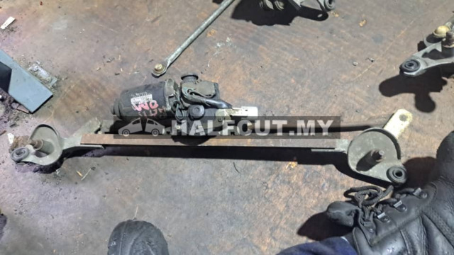 TOYOTA VIOS NCP42 WIPER LINK