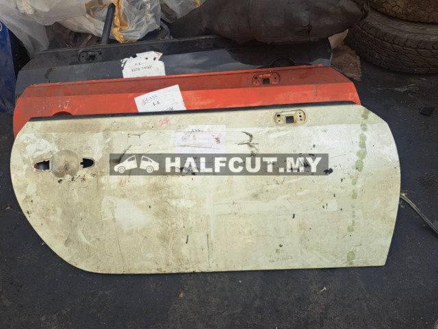 TOYOTA FT86 FRONT DOOR F/R