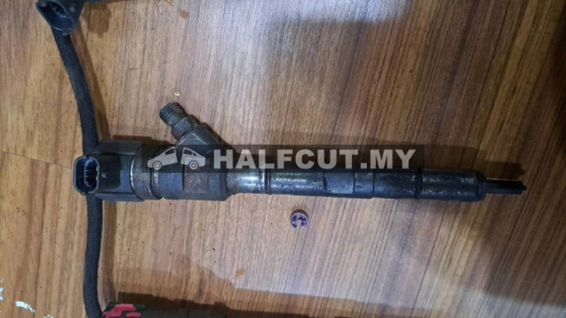 HYUNDAI STAREX A1 INJECTOR NOZZLE