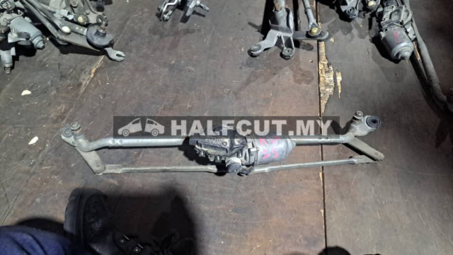 TOYOTA HILUX KUN25 WIPER LINK