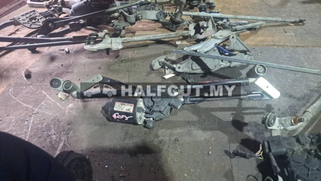 KIA FORTE WIPER LINK