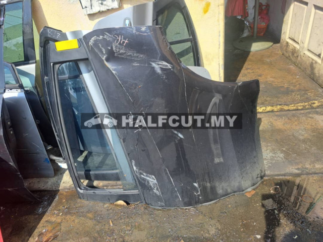 HONDA HRV REAR DOOR R/L