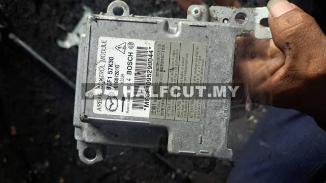 MAZDA 3 2010 AIR BAG ECU (BCF1 57K30)