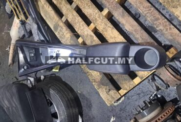 TOYOTA VIOS NCP150  CONSOLE BOX