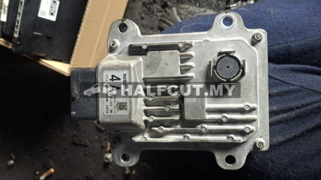 NISSAN ALMERA ECU (A64-000) 4A