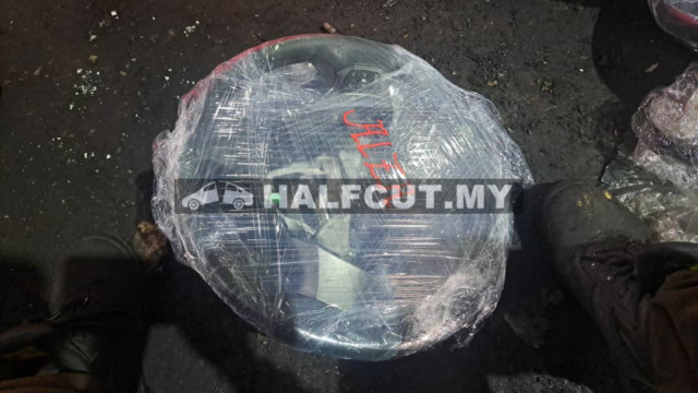 PERODUA ALZA STEERING WHEEL