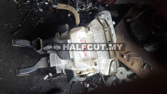 NISSAN X-TRAIL NT32 2.5 AIRCOND BLOWER