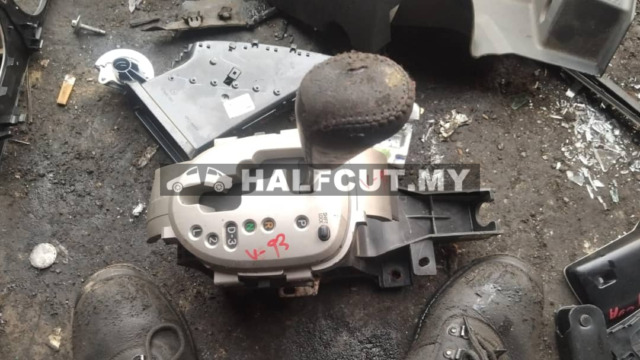 TOYOTA VIOS NCP93 GEAR LEVEL