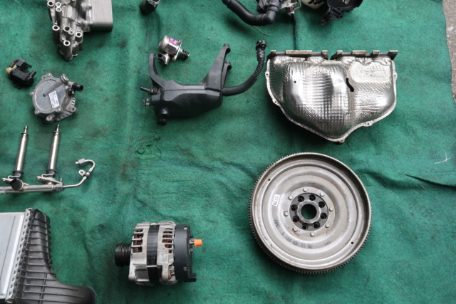 MERCEDES A45 133 ENGINE PART