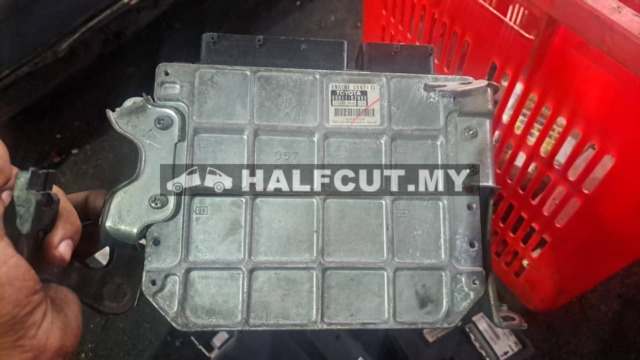 TOYOTA ALTIS 142 ENGINE ECU (89661-02N90)