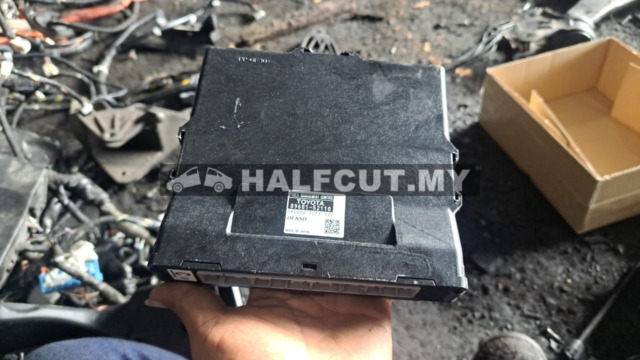 TOYOTA PRIUS C ECU (89681-52110)
