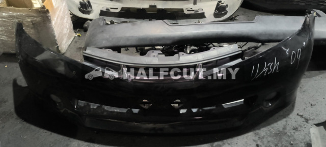 TOYOTA WISH 09  FRONT BUMPER