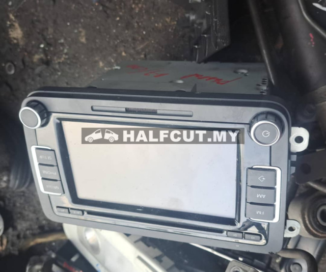 VOLKSWAGEN PASSAT B7 CDA RADIO