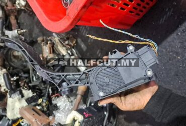 VOLKSWAGEN POLO 1.6 PEDAL SENSOR
