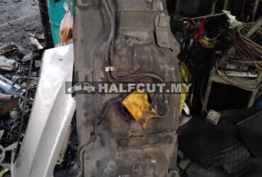 TOYOTA VELLFIRE 20 PETROL TANK