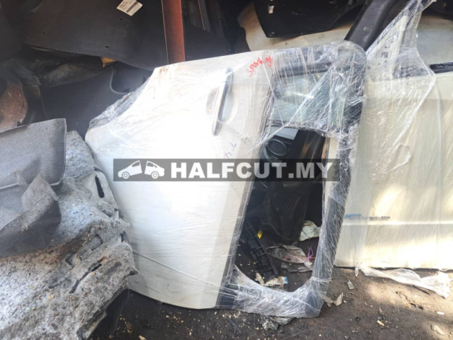 KIA SPORTAGE G4NA 2013 REAR  DOOR R/R