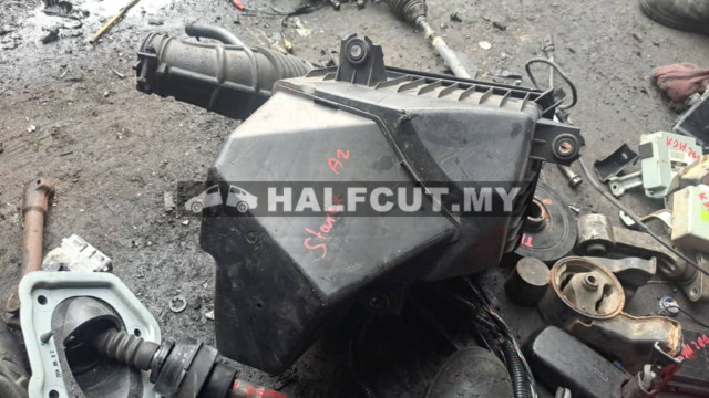 HYUNDAI STAREX A2 AIR CLEANER