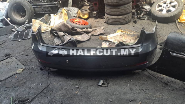 HYUNDAI I40 REAR BUMPER