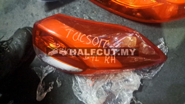 HYUNDAI TUCSON  G4NA 2018 TAIL LAMP (92402-D71) RH