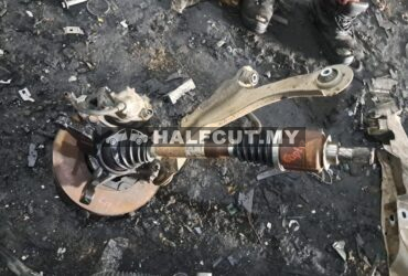 RENAULT CAPTUR FRONT KNUCKLE &DRIVE SHAFT LH