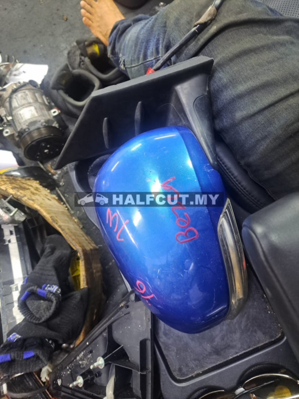 PERODUA BEZZA  SM 7WY RH