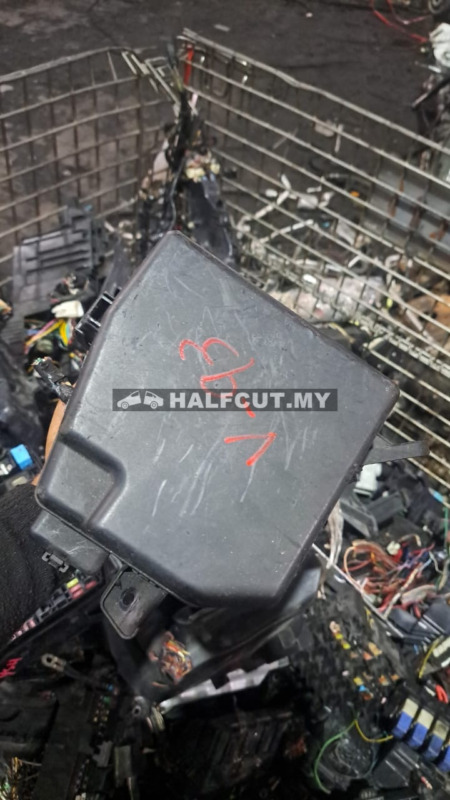 TOYOTA VIOS NCP93 FUSE BOX WAYA