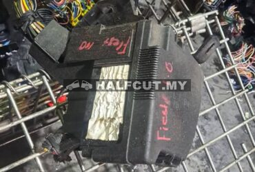 FORD FIESTA 1.0  FUSE BOX WAYA