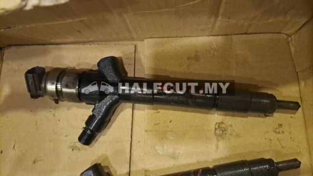 MITSUBISHI TRITON 4D56U INJECTOR NOZZLE