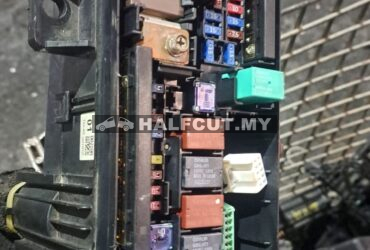 HONDA ACCORD T2A 2.4  FUSE BOX WAYA