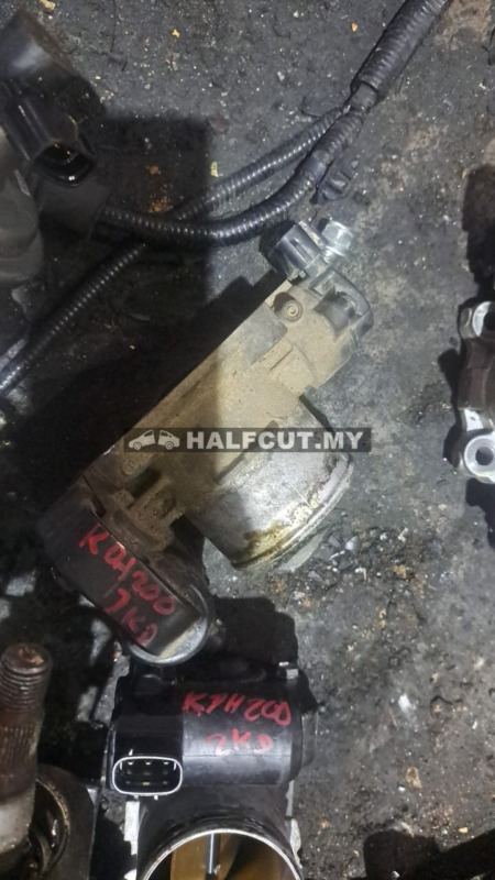 TOYOTA HICE KDH200 2KD THROTTLE BODY