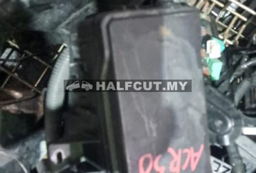 TOYOTA ESTIMA ACR50  FUSE BOX WAYA