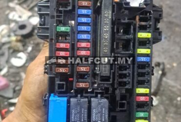 HONDA JAZZ T5A FUSE BOX