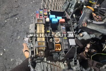 TOYOTA WISH 20 FUSE BOX WAYA