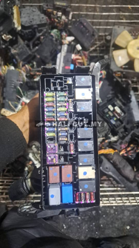 HONDA FREED FUSE BOX WAYA