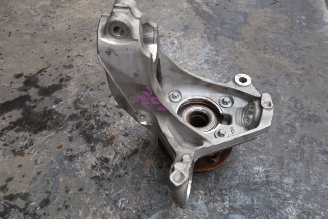 MERCEDES BENZ W247 KNUCKLE