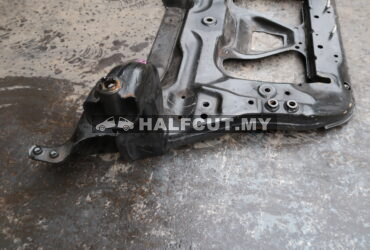 MERCEDES BENZ W177 CROSSMEMBER