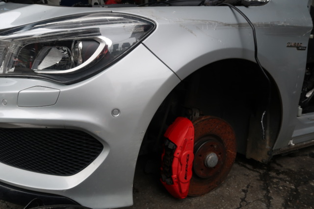 MERCEDES W117 CLA45 HALF CUT