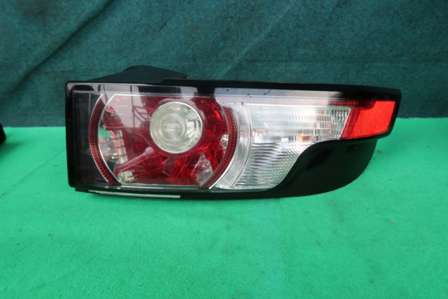 LAND ROVER DISCOVERY TAIL LAMP